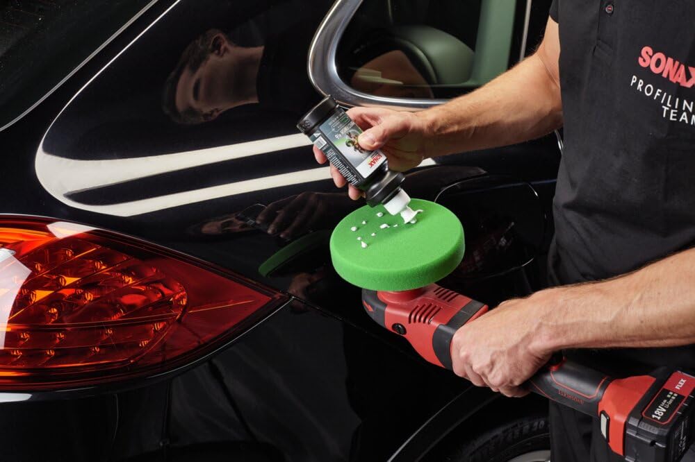 SONAX PROFILINE Perfectfinish (250 ml) - High Gloss Polish for Slightly Scratched or Pre-polished Paintwork. Produces Hologram-free Finishes | Item No. 02241410