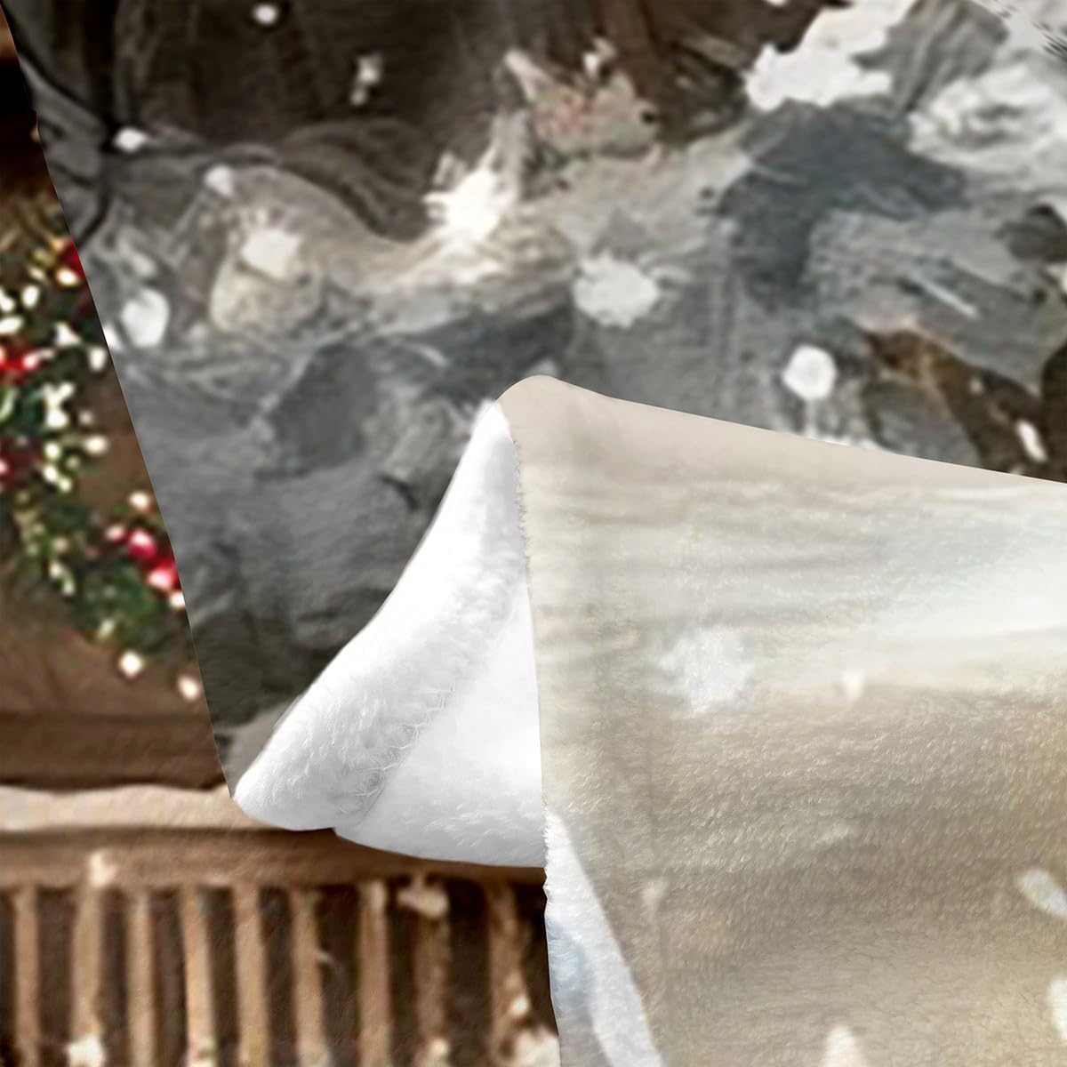 Cute Snowman Fleece Throw Blanket Soft Cozy Christmas Eve Flannel Blanket for Kids Women Adults Snowhouse Plush Blanket Snow Scene Fuzzy Blanket for Sofa Bed Couch(60x80 Inches)