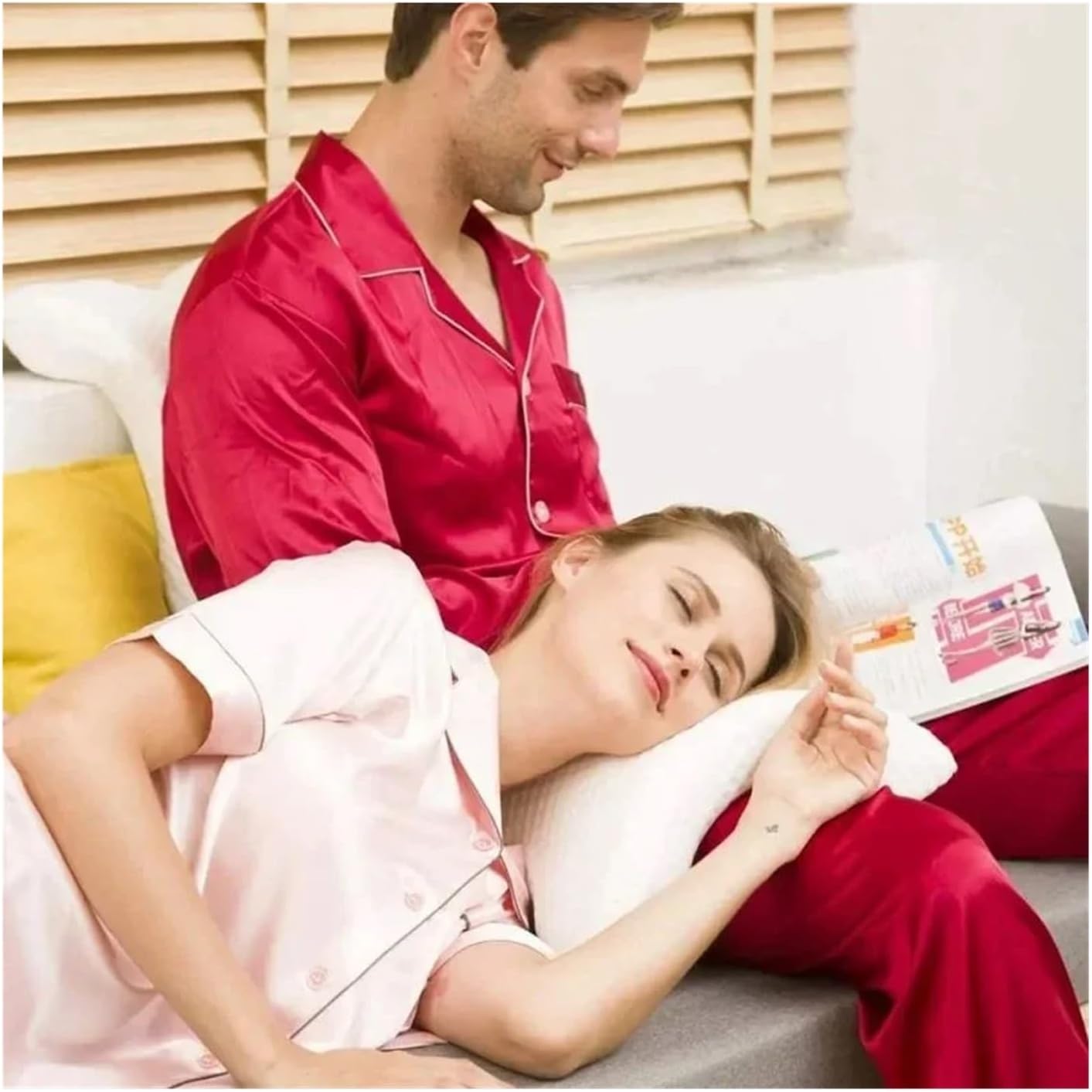 U-Shaped Curved Orthopedic Pillow Sleep Memeory Foam Hand Pillow Hollow Orthopedic Products Neck Pillow Travel Side Sleepers