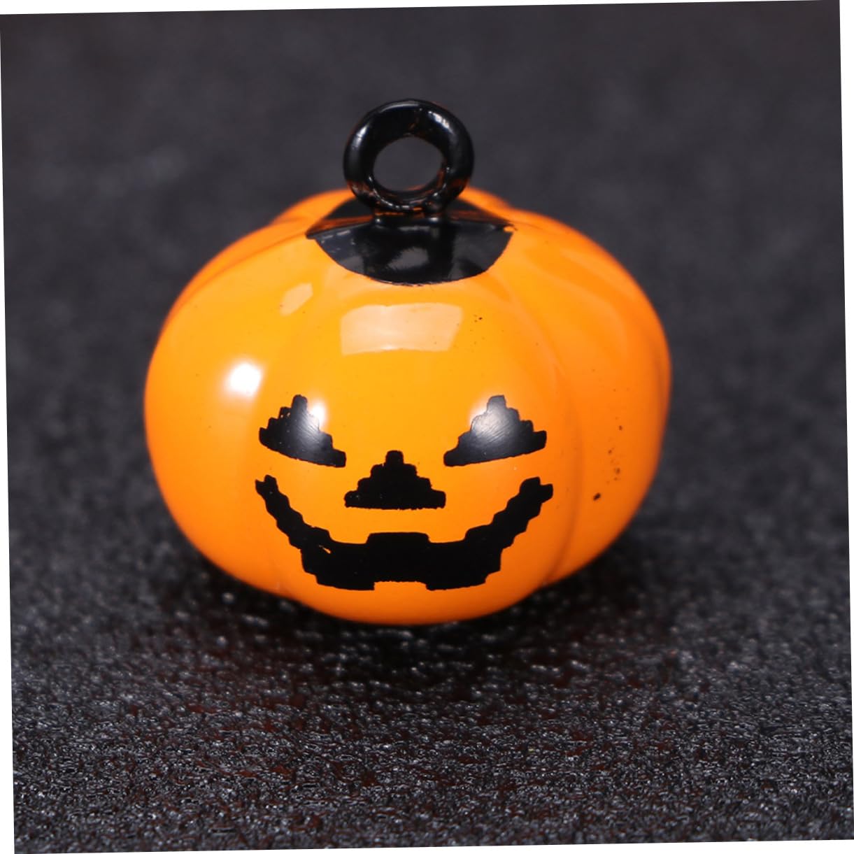 COLLBATH 4pcs Pumpkin Bells Pet Necklace Cartoon Shape Material Perfect for Halloween Decorations