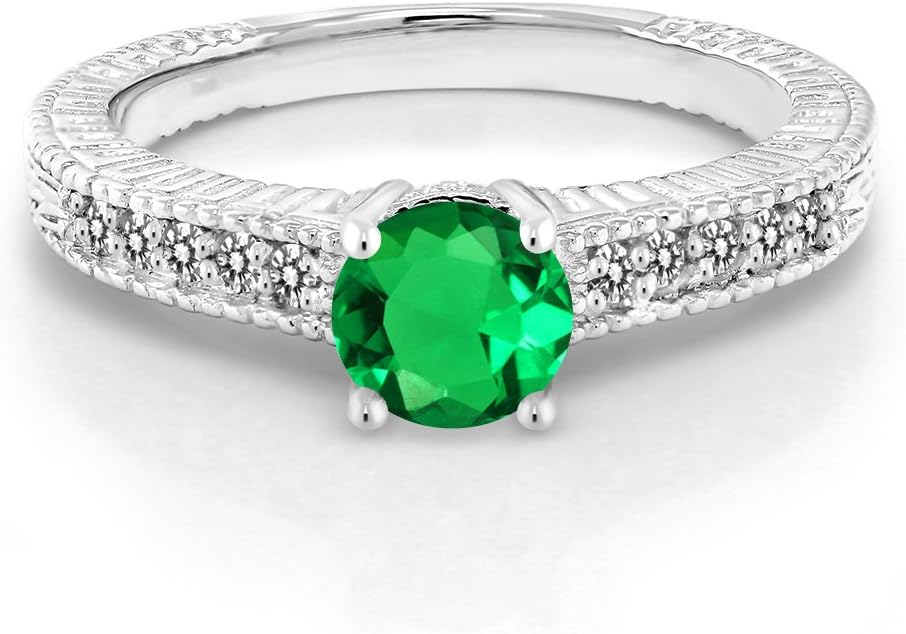 Gem Stone King 925 Sterling Silver Green Simulated Emerald and White Diamond Women Engagement Ring (0.94 Ct Round 6MM)