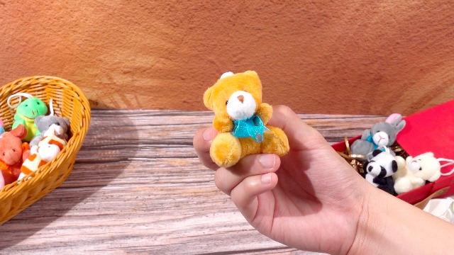 Ositos De Peluche Pequeños Mini Seenelling Mini Juguete De Peluche De  Cumpleaños Con Sombreros, Decoración De Fiesta, Animal De Peluche Para  Estudiantes, Aula, Regalos De Recompensa, Rellenos De Bolsas De Regalos (24, image size:640x360