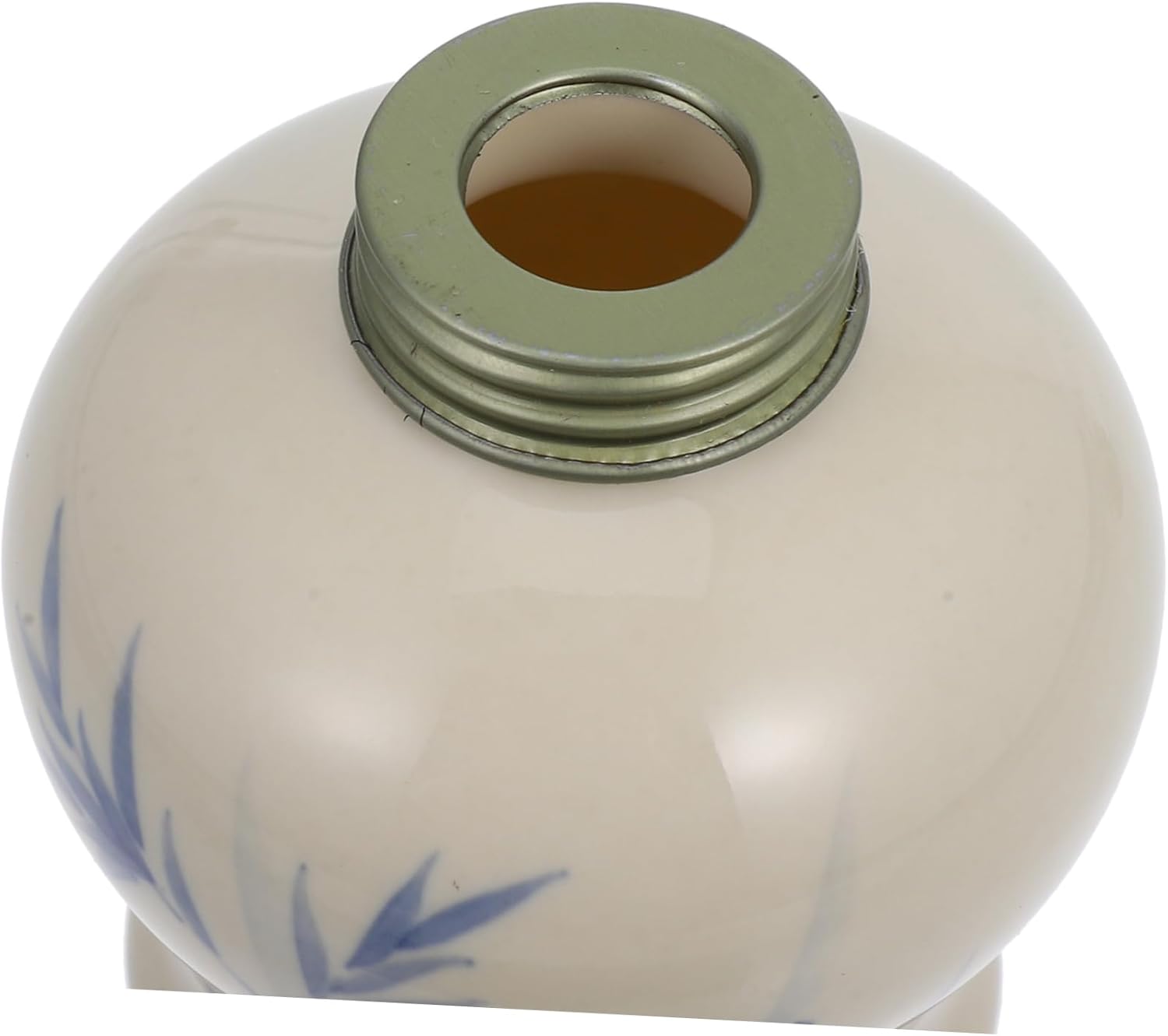 Vintage Refillable Glass Oil Lamp Elegant Kerosene Hurricane Lantern for Indoor and Outdoor Emergency Lighting Stylish Home Decor Reliable Illumination