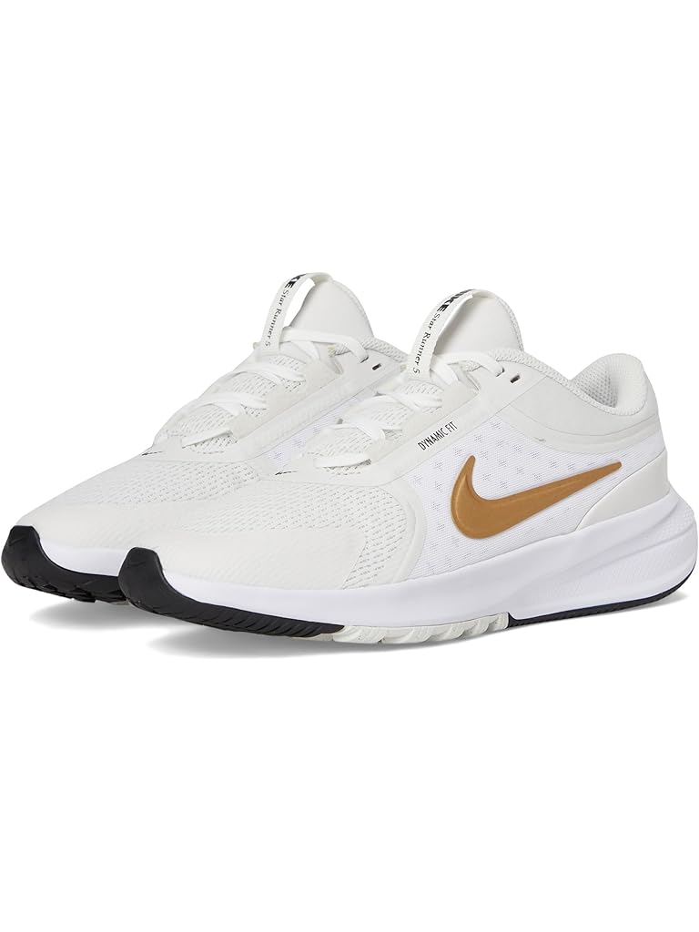White Nike Star Runner 5 (Little Kid/Big Kid)