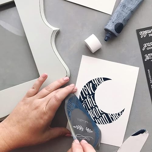 Miniatura 6 de A Maker's Studio - Paquete de 2 hojas de plantillas de malla adhesiva reutilizables, ideales para manualidades y manualidades, adecuadas para