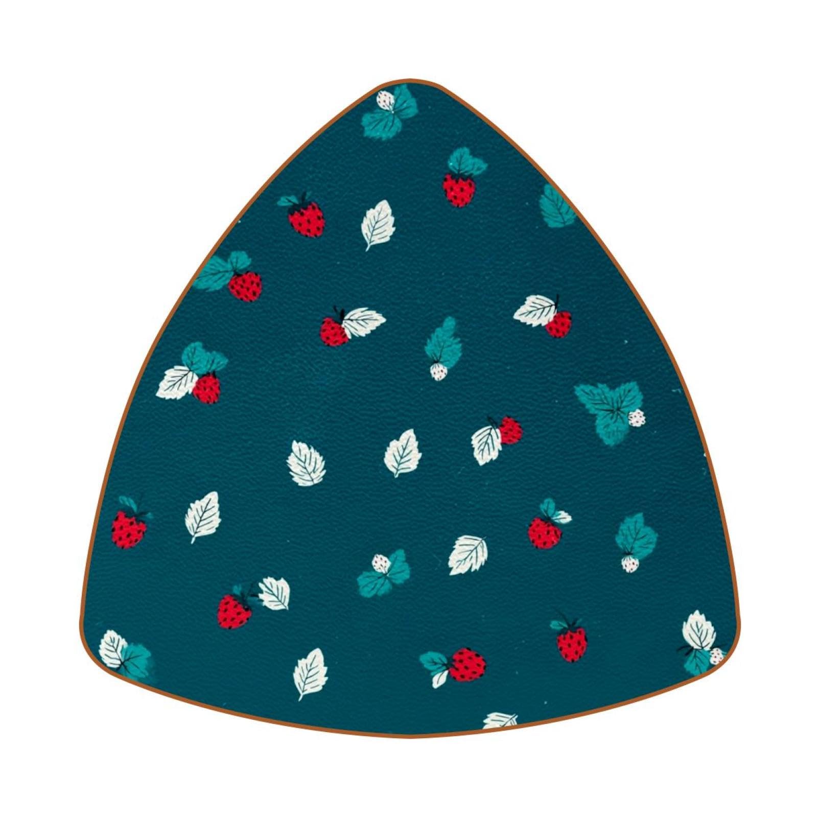 Tapis de table basse triangulaires en cuir déco fraise pour vos pauses café en salon