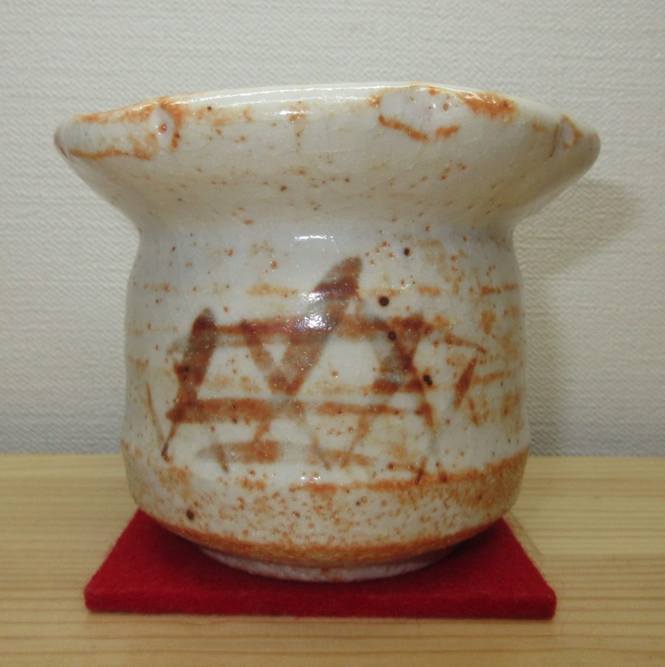 送料込【逢絢亭】茶道具 火入 美濃焼 志野 加藤光右衛門 共箱入り Amazon｜【逢絢亭】茶道具 火入 美濃焼 志野 加藤光右衛門 共