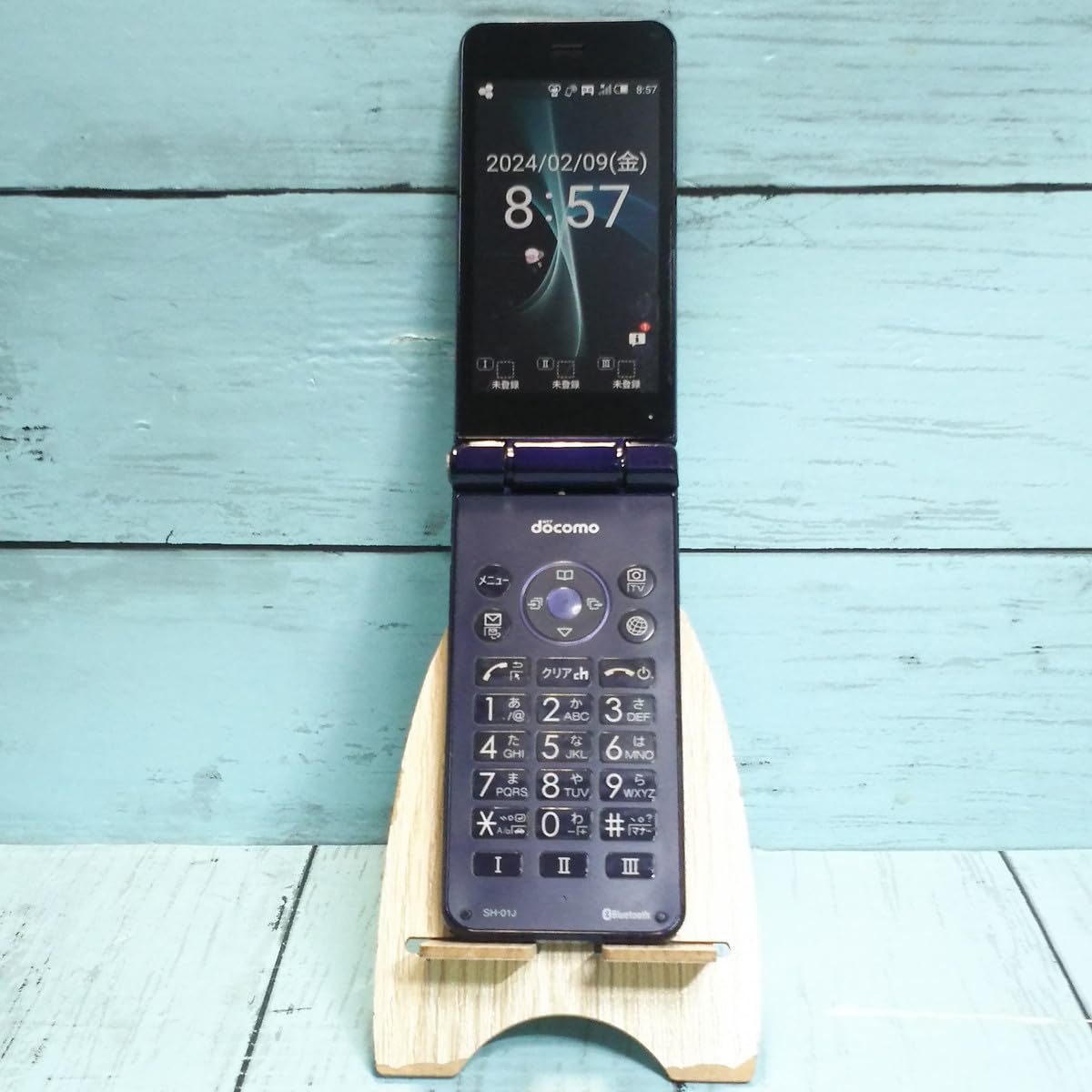 SHARP SH-01J 一式です♪ Amazon | docomo AQUOS SH-01J pink ピンク ケータイ 白ロム