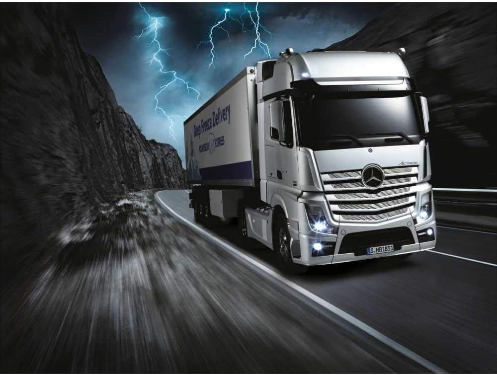 Tamiya - 56335 - Radio Control - Truck - Mebenz Actros 1851