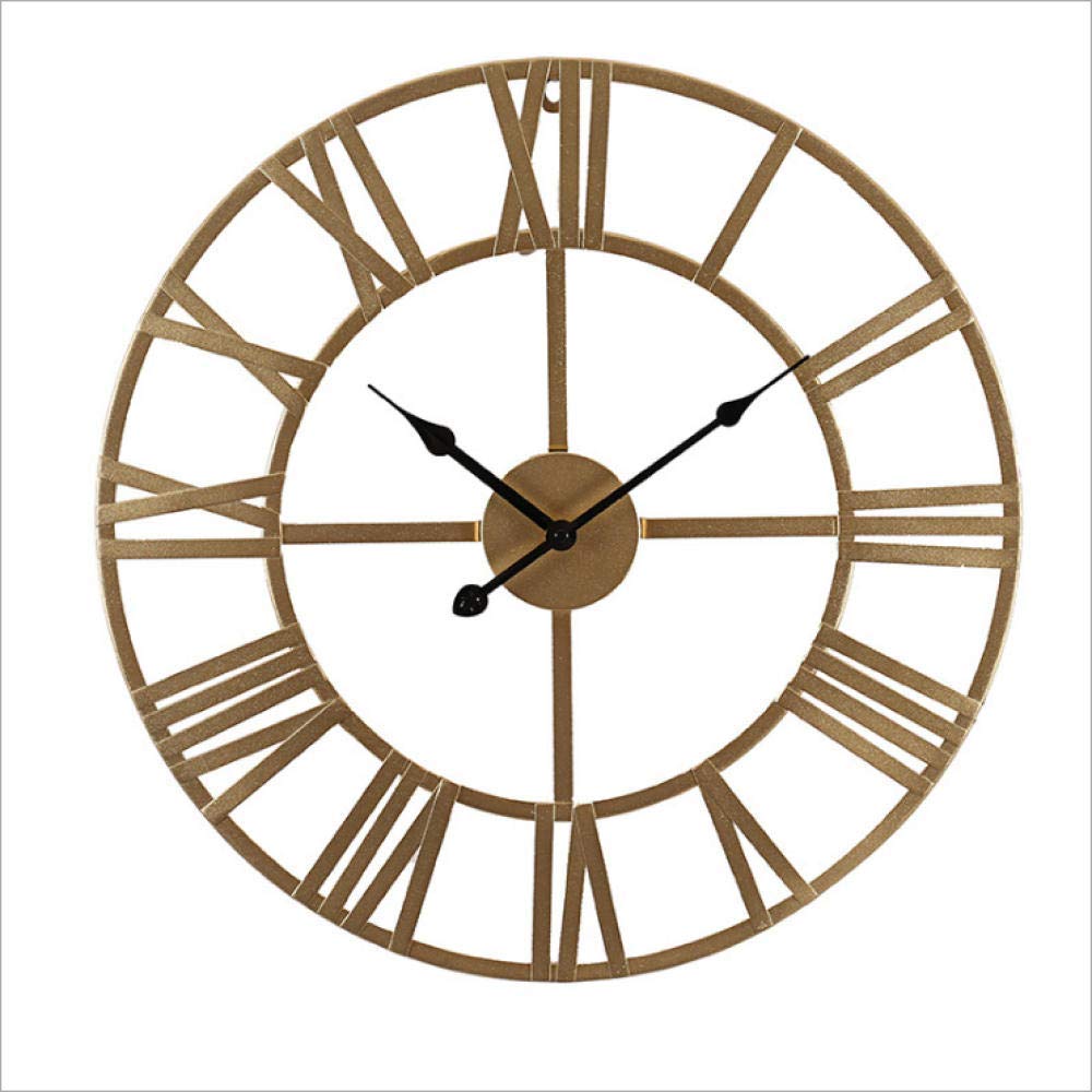 Horloge murale de jardin en métal doré pour sublimer votre terrasse de ses chiffres romains