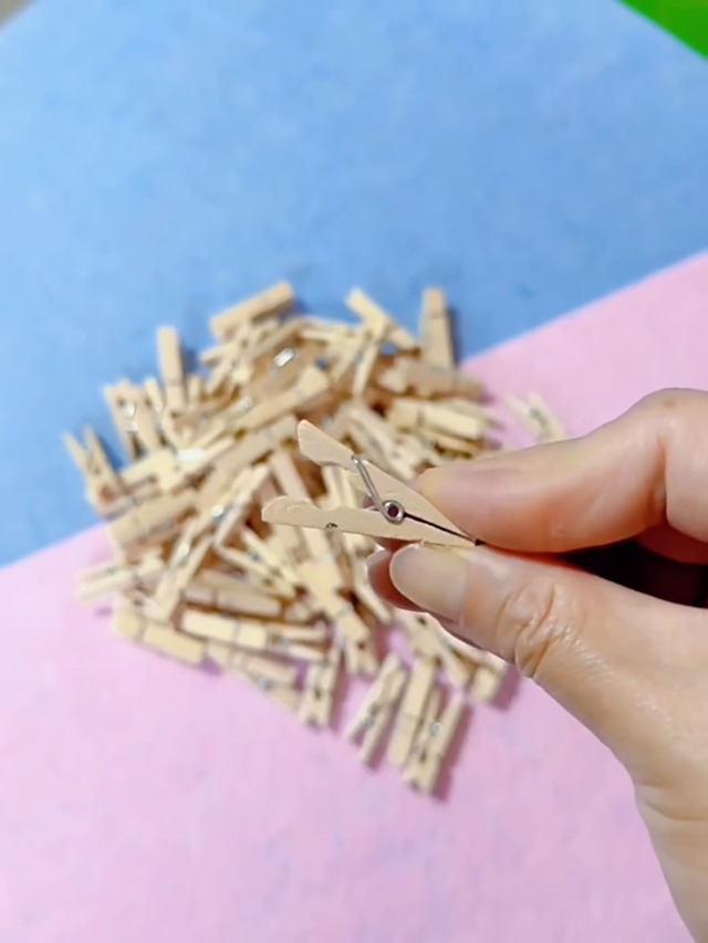 150 Mollette In Legno Colorato - 2.5/3/3.5cm Per Decorazione, Artigianato E Appendi Foto