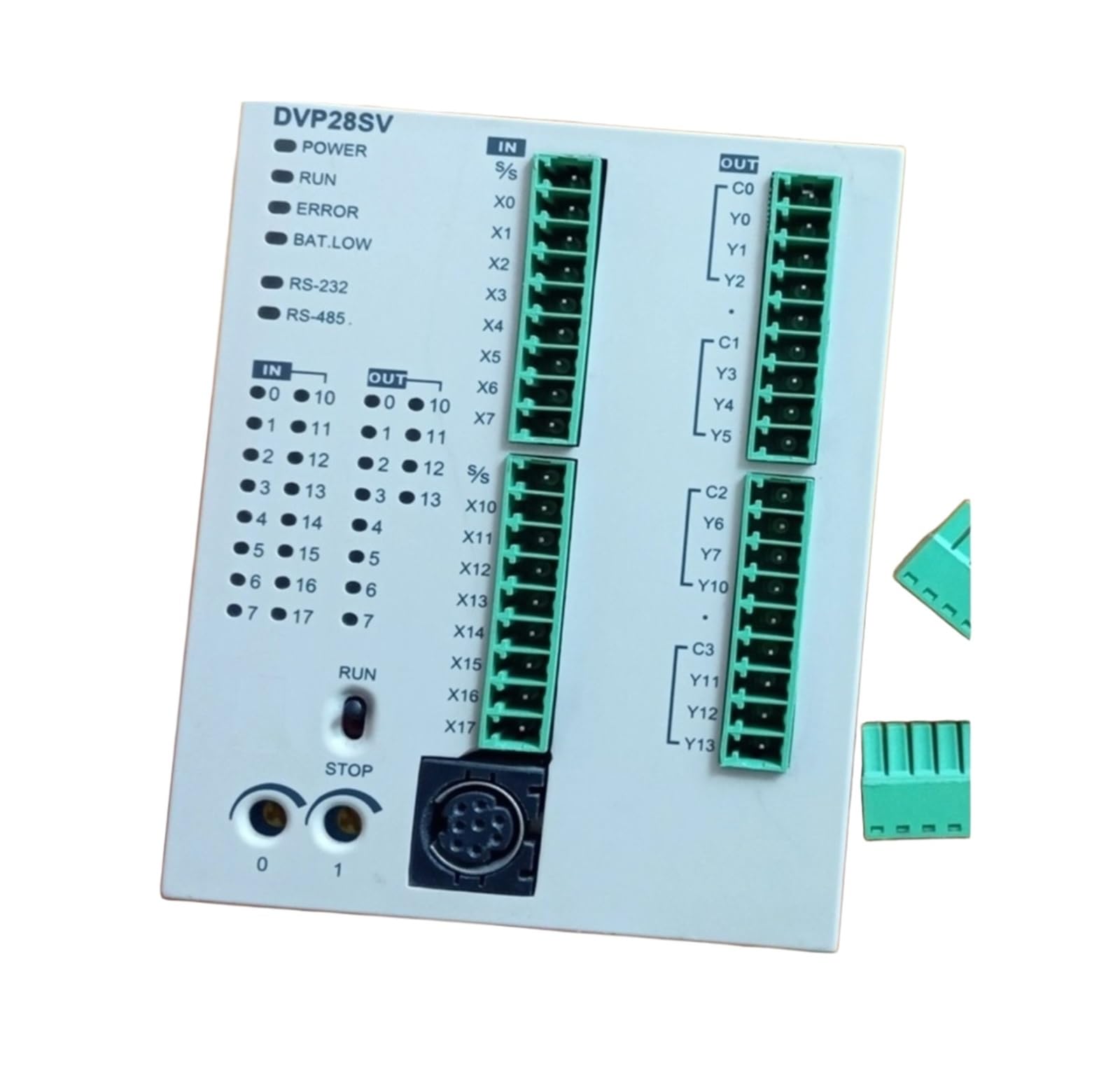 DVP28SV11R2 module d'extension avec relais pour contrôle de processus