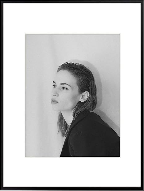 Golden State Art - 12x16 Aluminum Picture Frame - with Mat for 8.5x11 Photo or Without Mat for 12 x 16 Photo - Real Glass Cover - Simple and Elegant Decor for Wall Mounting - 1 Pack - Black