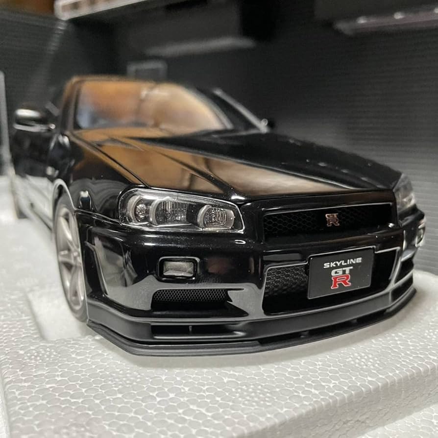 未展示品オートアート1/18スカイライン GT-R R34 V-SPEC II Amazon | 未展示品オートアート1/18スカイライン GT-R R34 V
