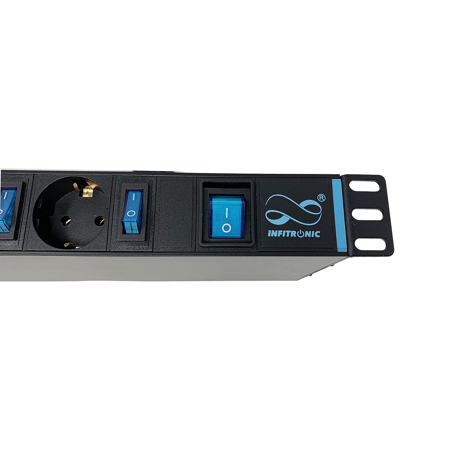 Infitronic INSV1013 13-Fach 19" PDU (1HE), einzeln schaltbar (5F/8R). 90° gedrehte Buchsen für Netzteile. Inkl. Überspannungs- & Überlastschutz. 3680W, 16A, Aluminium, 2m Kabel.