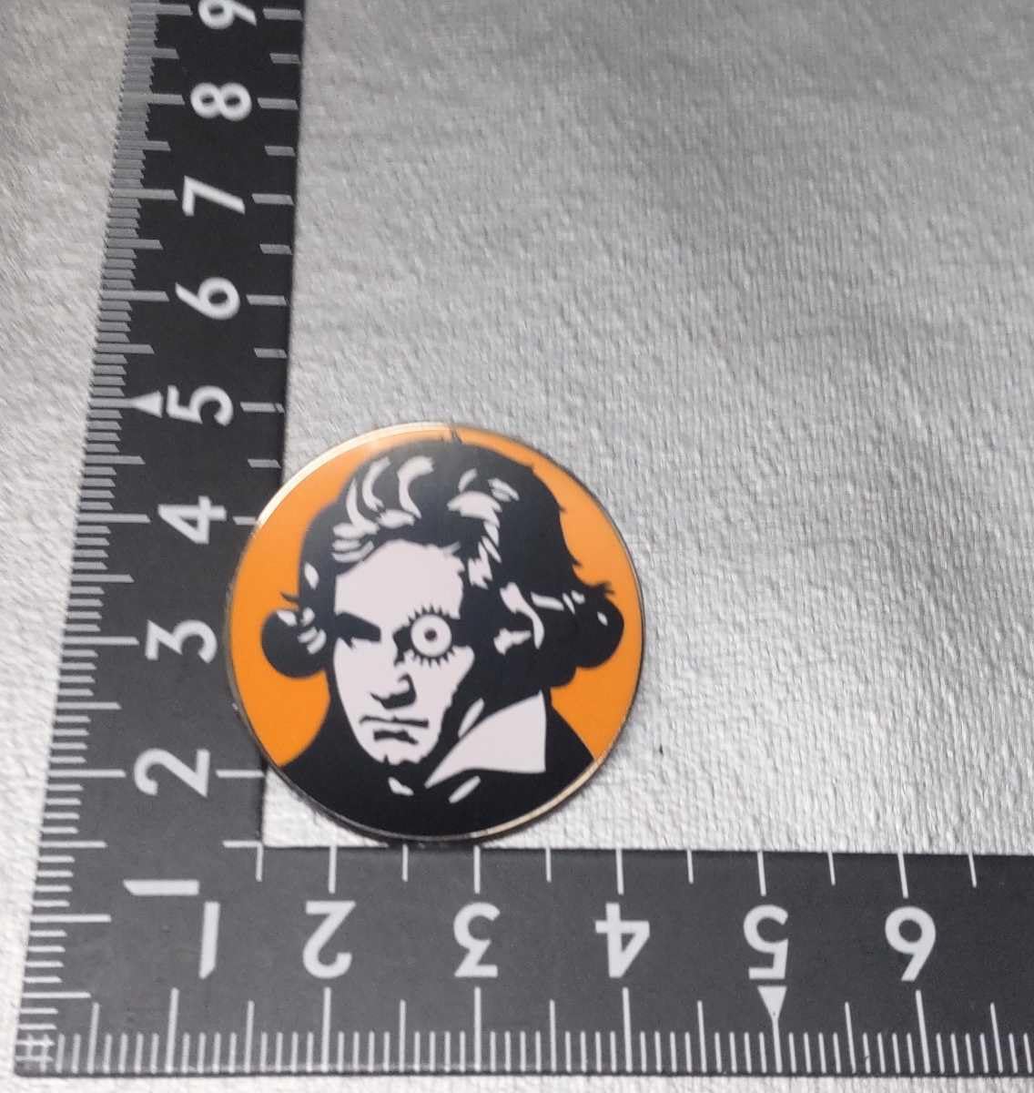 Amazon | 眼球ベートーヴェン ピンバッジ ピンズ バッヂ CLOCKWORK