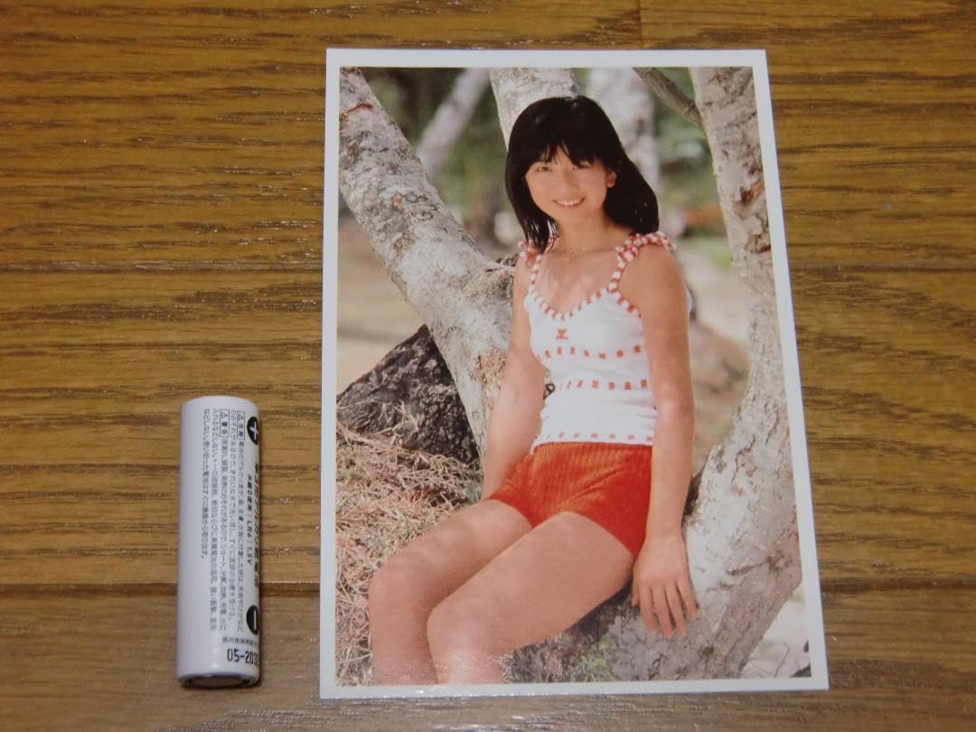 Amazon.co.jp: 大場久美子 アイドルスター集 ブロマイド B : おもちゃ
