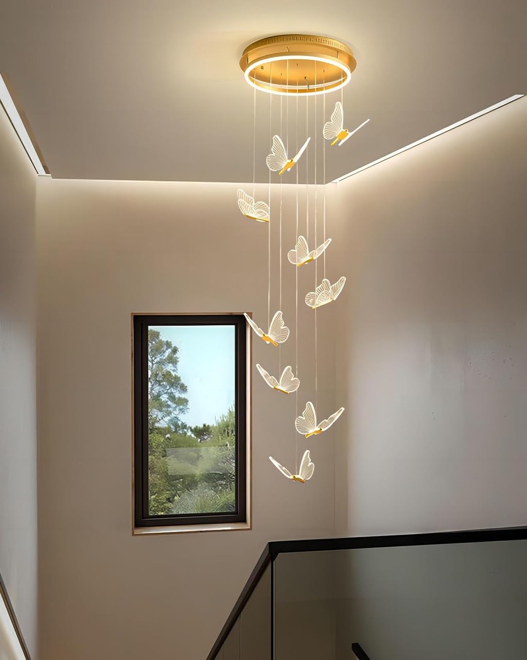 Żyrandole LED do przedpokoju Salon Wysoki żyrandol sufitowy Akrylowy motyl Duże lampy wiszące Oprawa oświetleniowa Nowoczesna jadalnia Przedpokój Światła na schody Lampa sufitowa LED z możliwo