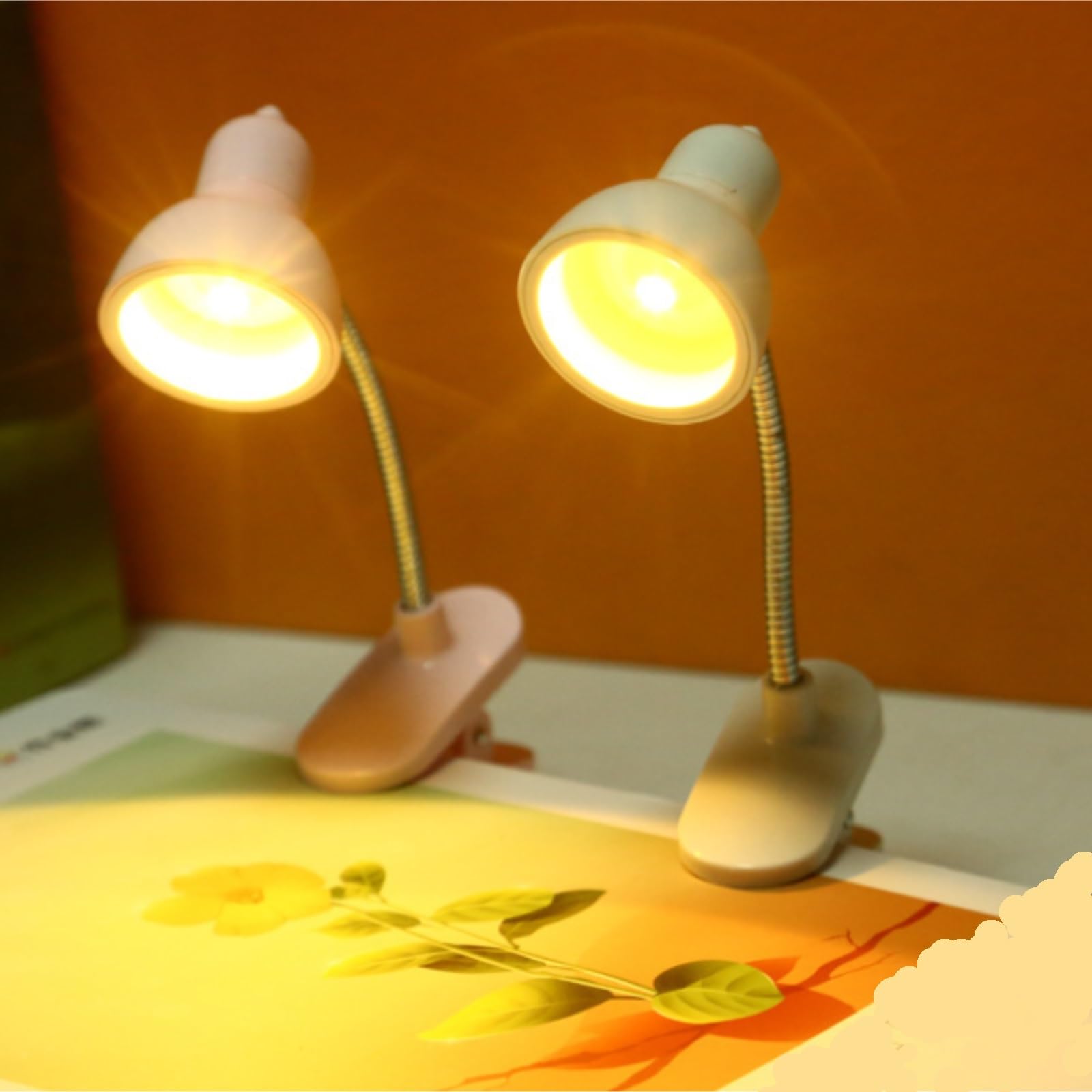 Lampa Biurkowa, Lampka Nocna Lampka Biurkowa LED Clip Small, Składana, Do Gabinetu, Sypialni, Akademika Lampa Stołowa do Biura(White)