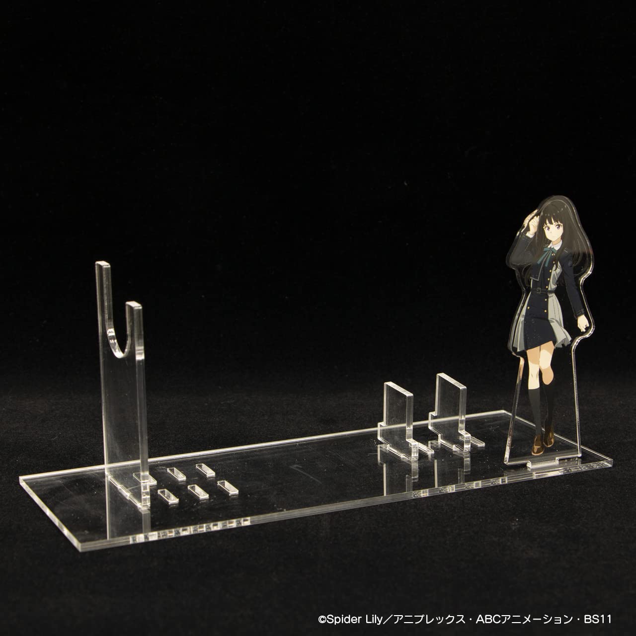 Amazon.co.jp: リコリス・リコイル アクリルガンスタンド 井ノ上たきな