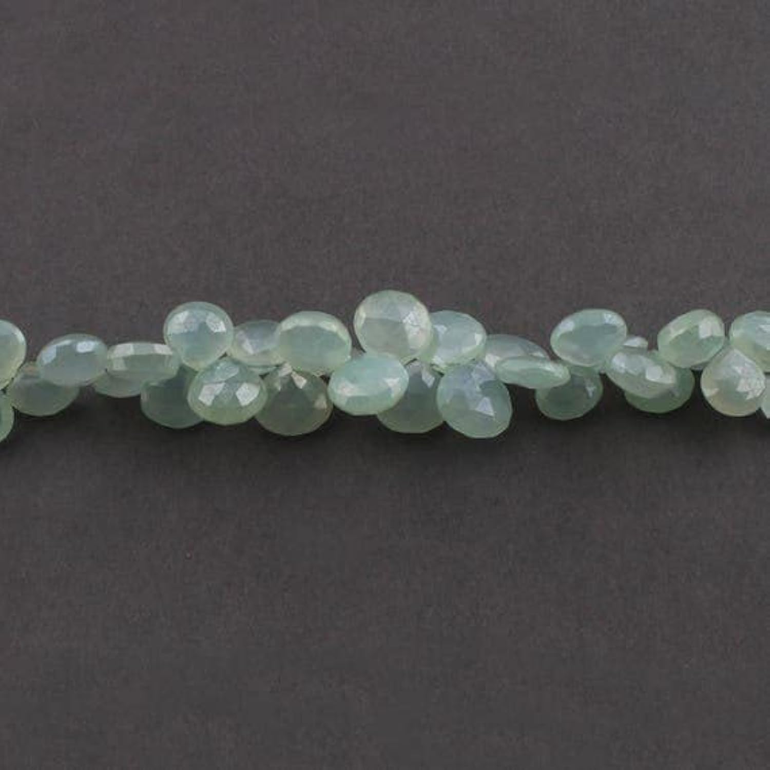 Calcédoine verte facettée LKBEADS pour fabriquer un collier artisanal romantique