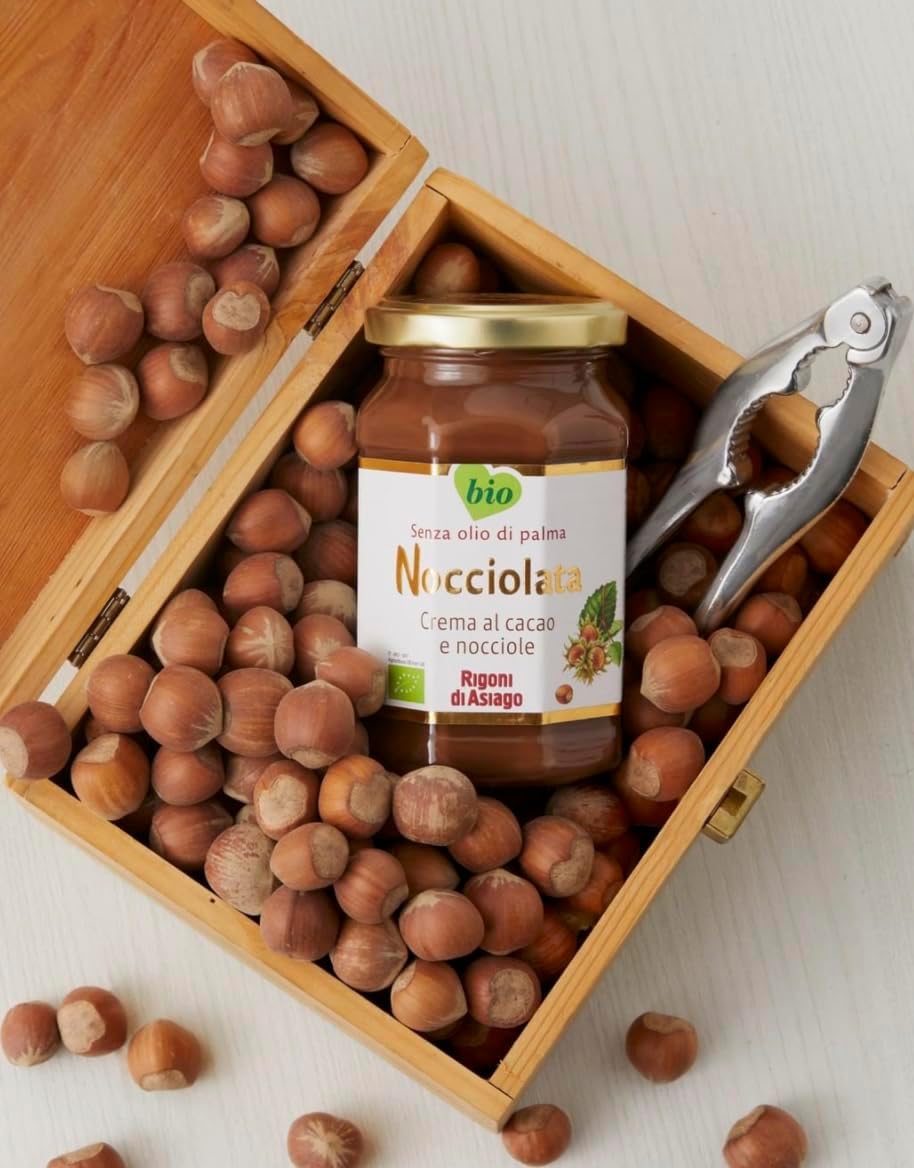 「ノチオラタ ヘーゼルナッツ チョコレートスプレッド ミルク 250g」イタリア産ヘーゼルナッツを使用した、パーム油、香料不使用チョコレートスプレッド