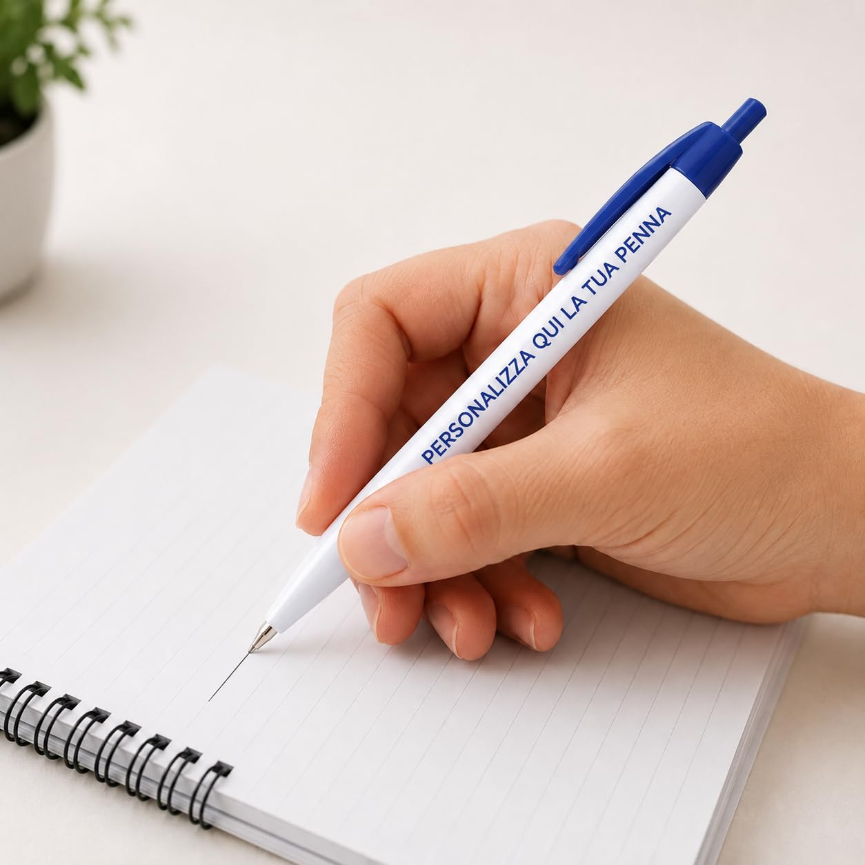 Penna Personalizzata con Logo, Nome o Testo | Penna a Sfera Personalizzabile con Stampa UV a Colori | Gadget Aziendale per Ufficio, Eventi, Fiere, Scuole e Regali Personalizzati (1000, Blu)