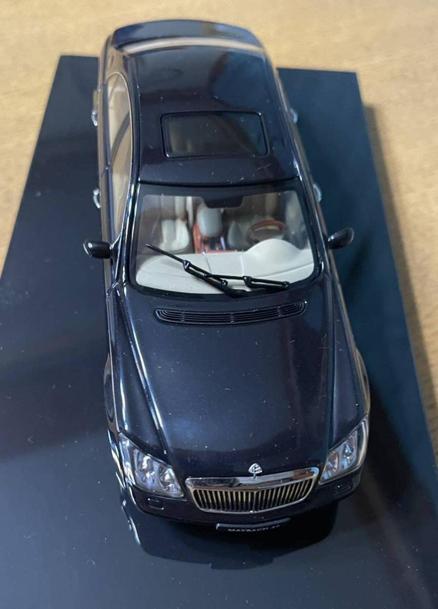 Amazon | オートアート 1/43 マイバッハ57 Maybach 57 ブラック