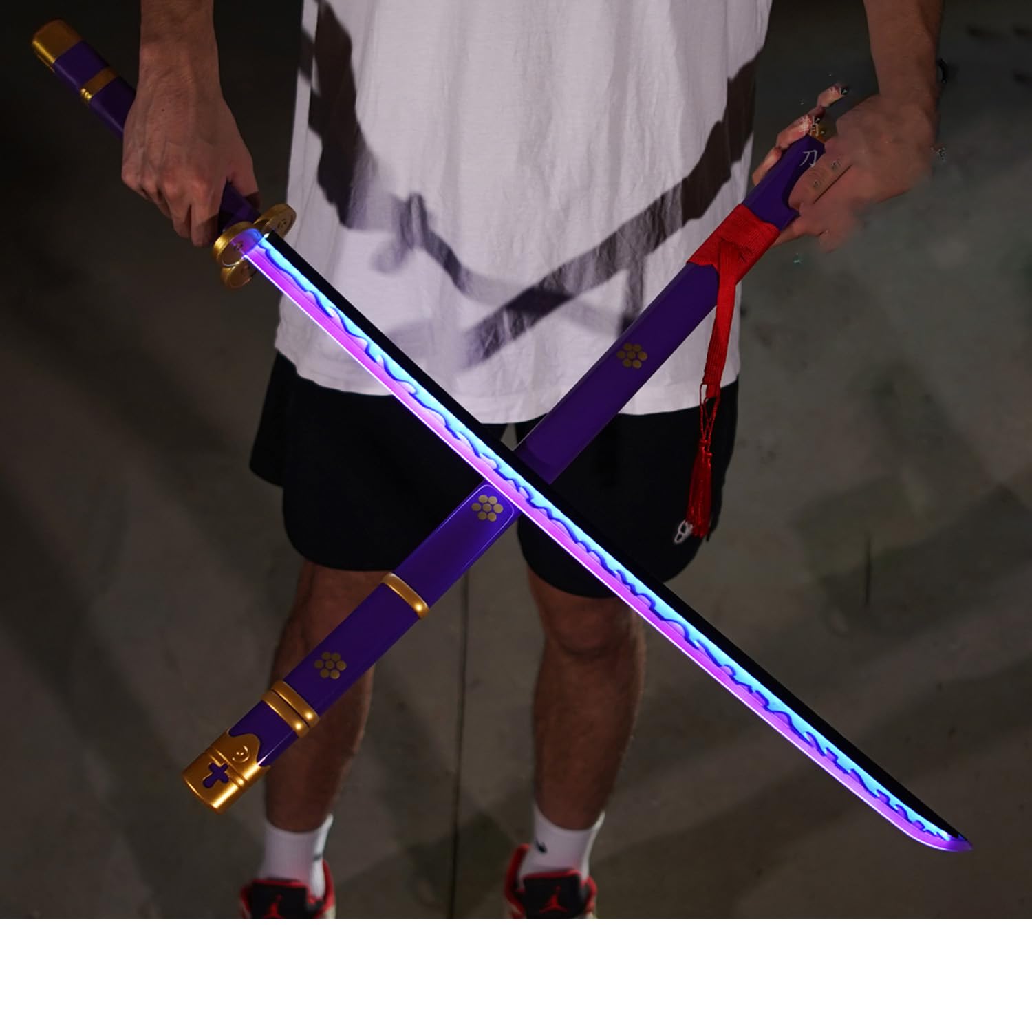 Amazon.co.jp: 発光武器 海賊ハンター ロロノア・ゾロ 秋水 閻魔