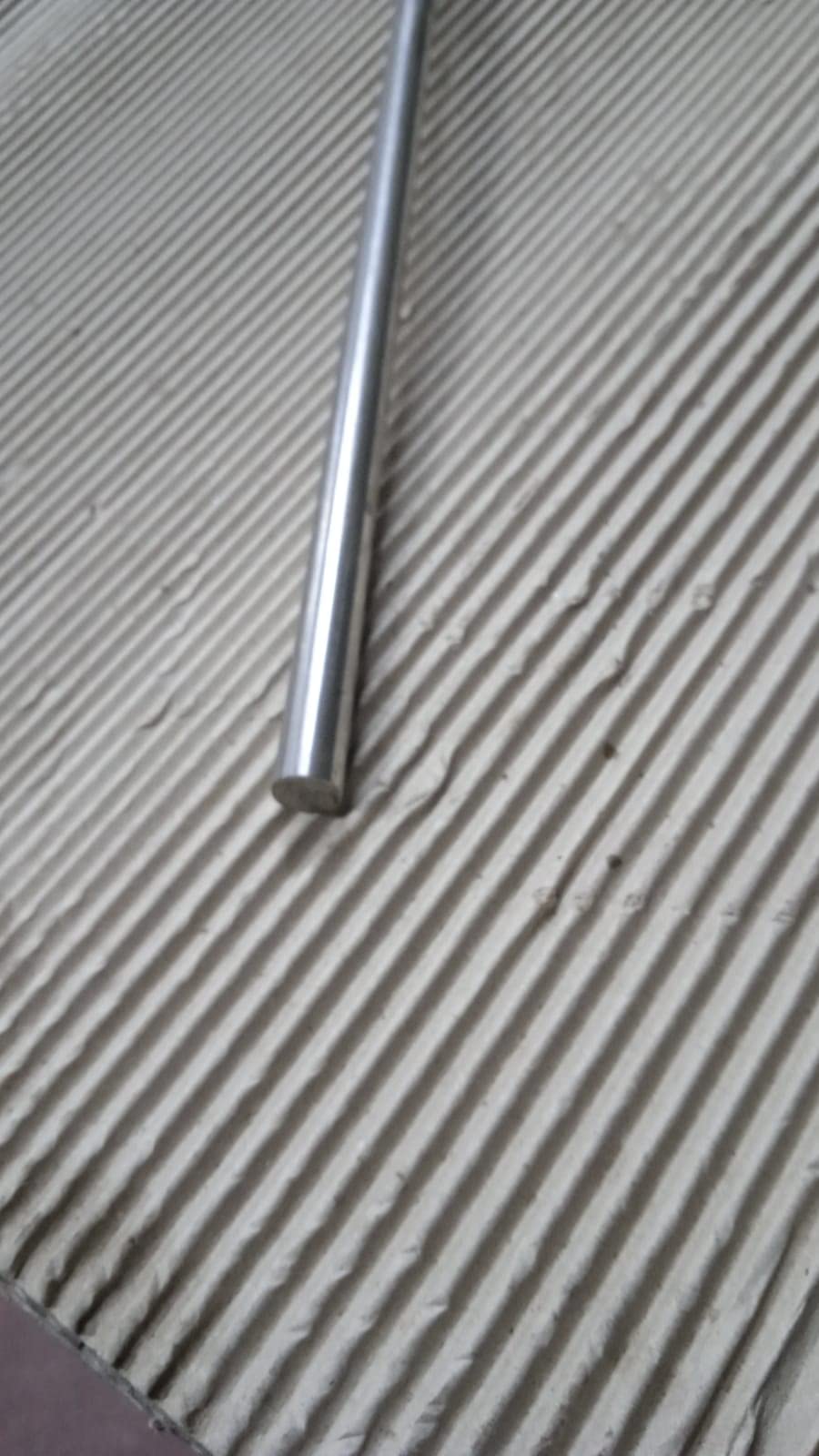 Barra tonda ACCIAIO INOX AISI304 trafilato D12X1000mm