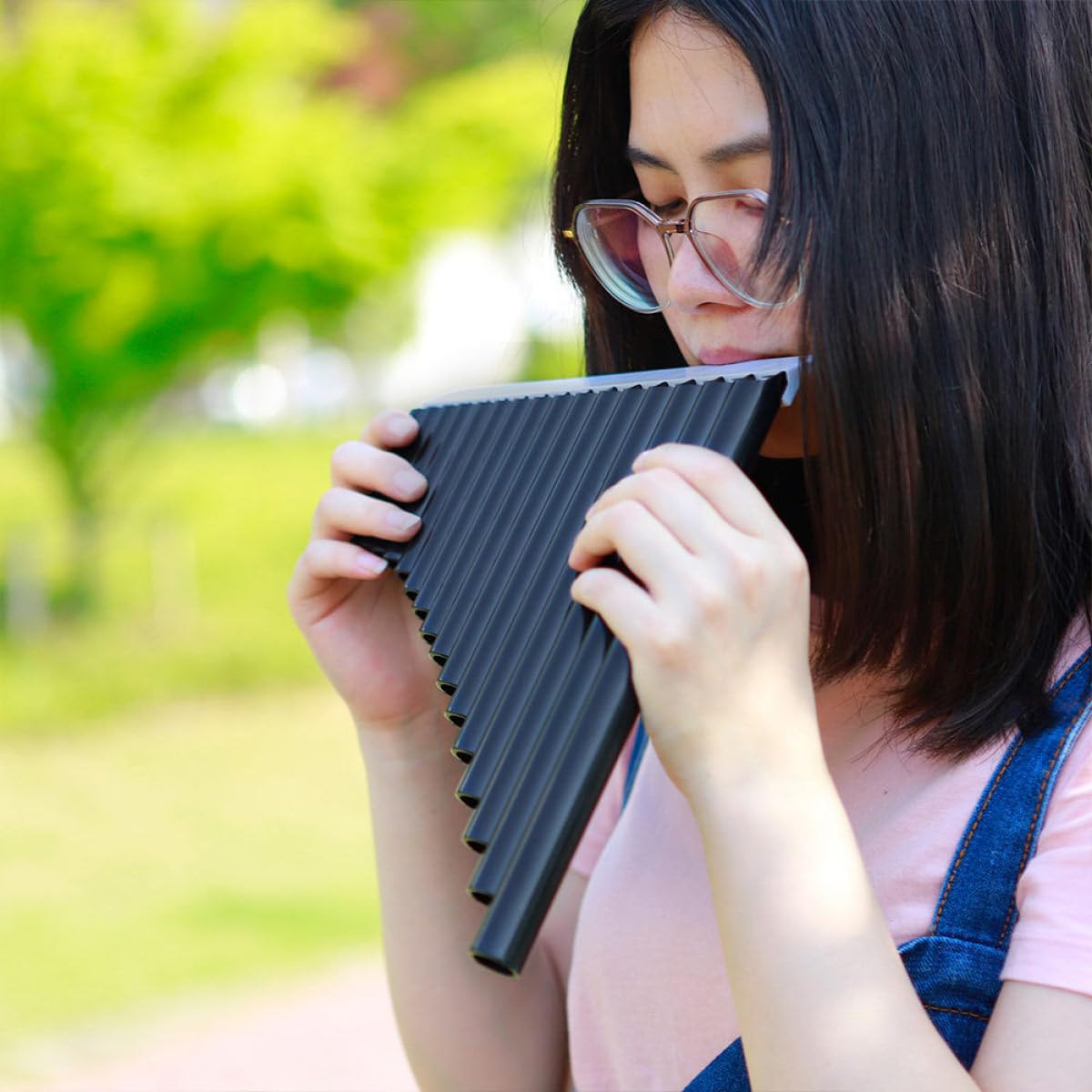 Veemoon Flûte de Pan Professionnelle Noire en Abs, 16 Tubes, Instrument Musical pour Garçon et Filles Débutants, Portable et Bien Polie, pour L'éducation Musicale