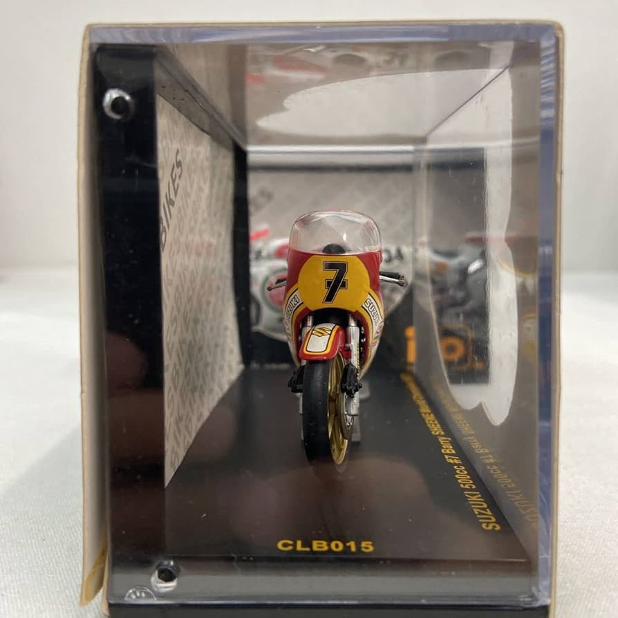 【MOTO GP】 ホンダ、スズキ、ヤマハ　ixo 1/24モデル 4台セット Amazon | ixo 1/24 SUZUKI MotoGP セット RGV500#34 1993年