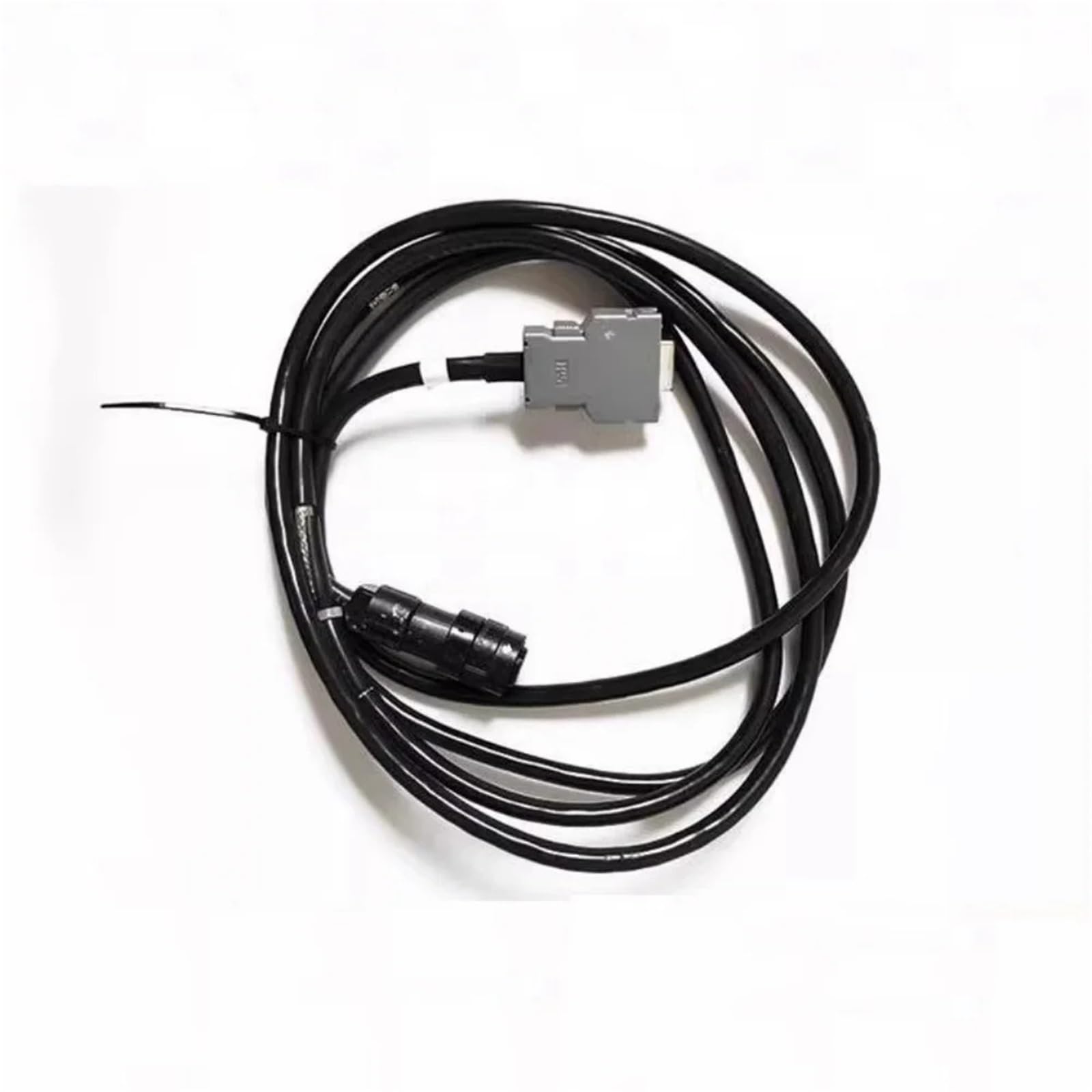 Do drutu CNC K55 A660-2005-T905# ICS-YPC, linia przesyłowa osi Y, kabel połączeniowy JF2(prosta wtyczka 5M)