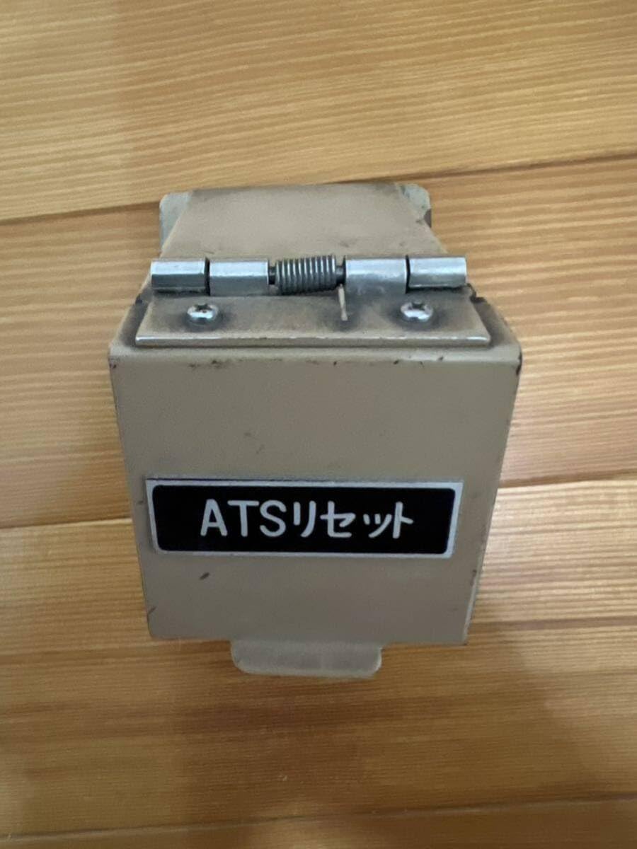 阪急電鉄・阪急電車‼️旧型ATS装置表示器&確認スイッチボタン‼️入手困難希少品レア Amazon.co.jp: 阪急電車 ATSリセットスイッチ : おもちゃ