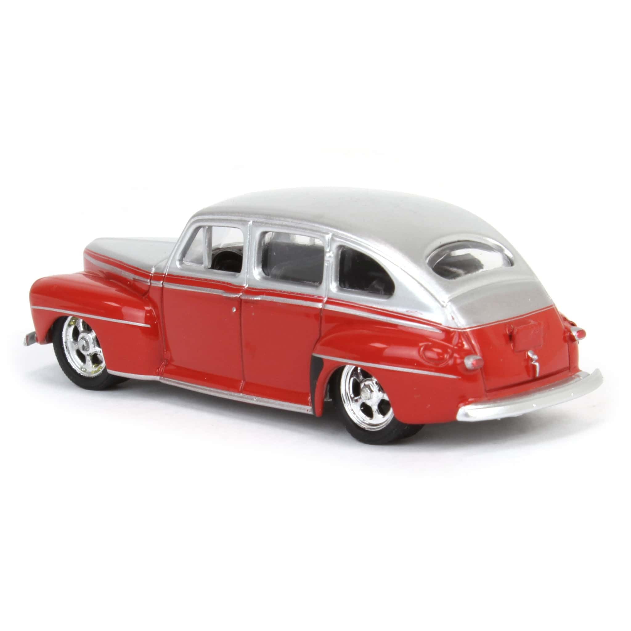 グリーンライト　1947 Ford Fordor Super Deluxe Amazon.com: Greenlight 1/64 1947 Ford Fordor Super Deluxe