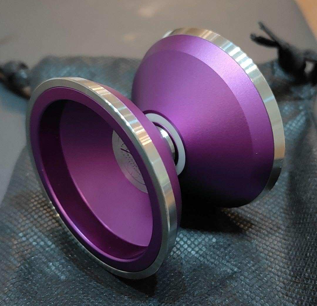 Sengoku 謙信 極 ヨーヨーColor: ブルー / ゴールドリム 謙信 極