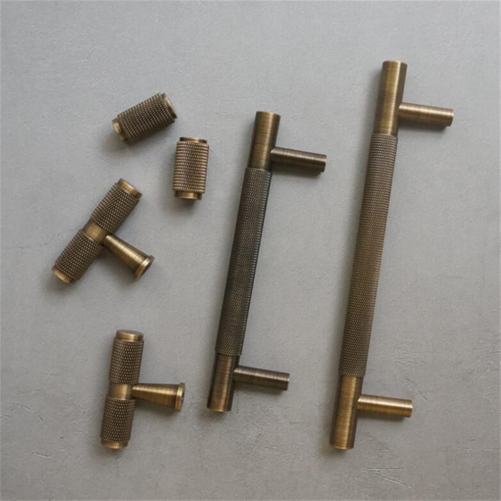 Tiradores de cajón modernos FIDEMM: pomo de bronce moleteado de 130mm para muebles