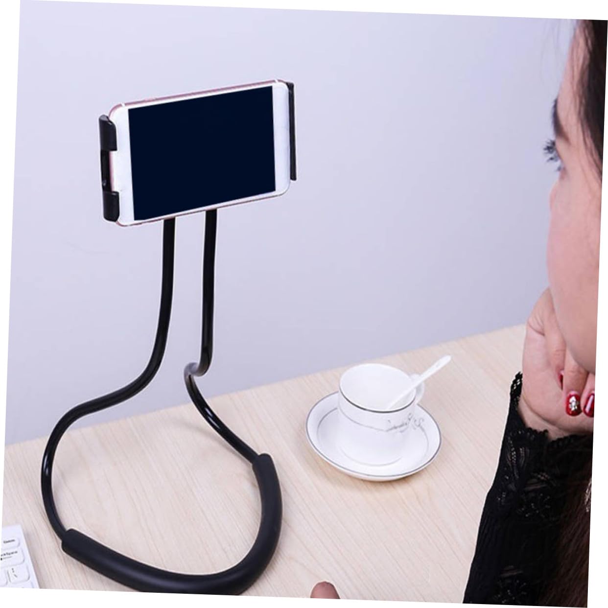 Soporte para Teléfono Móvil y Colgante Cuello Soporte Flexible para Tabletas y Celulares Diseño Práctico y Portátil para Casa Oficina y Coche Color Negro Elegante