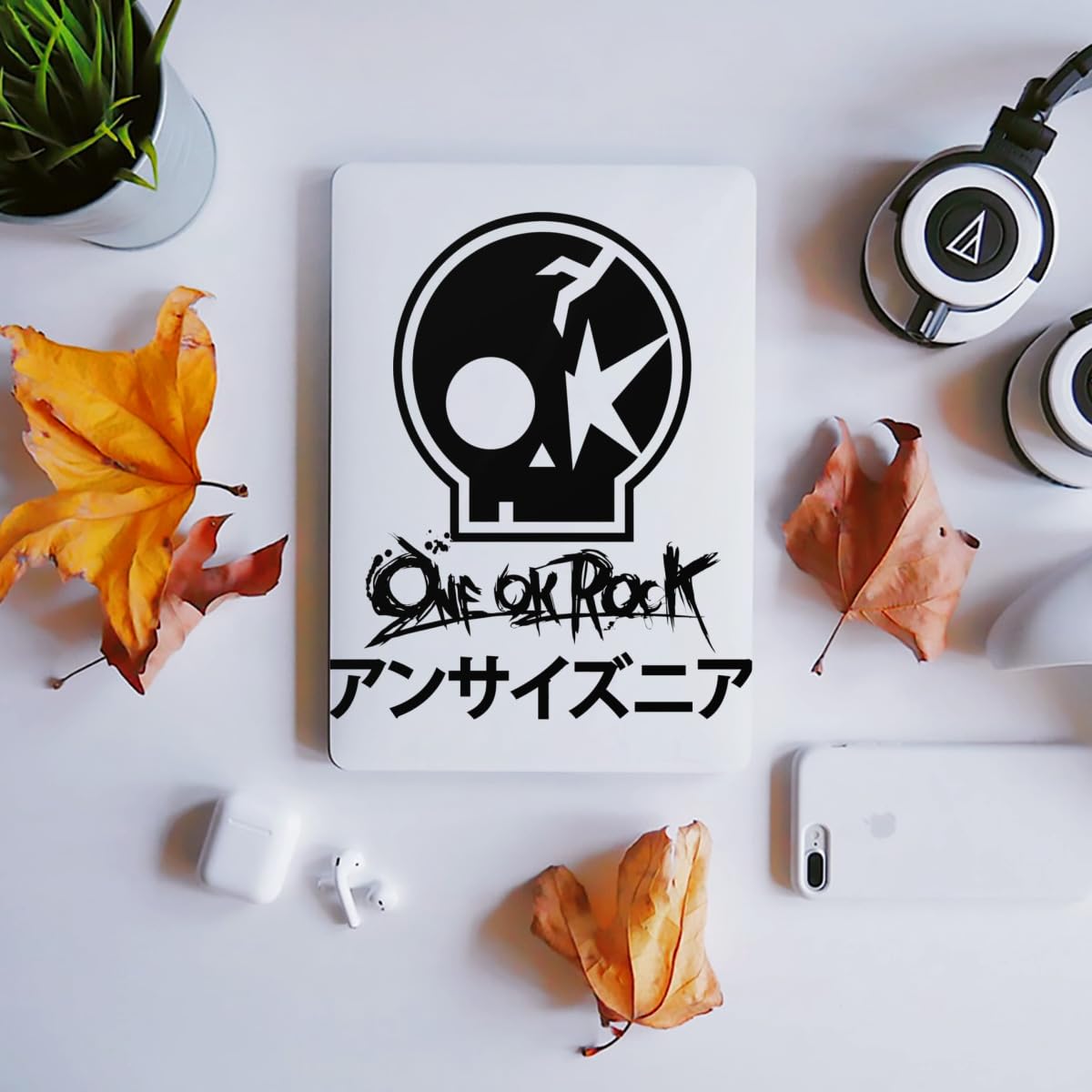 Amazon.co.jp: ワンオクロック ONE OK ROCK 1枚 クリスタルステッカー