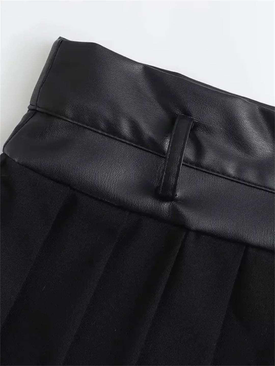 Women All Season Faux Leather Splicing Pleated Mini Skirts Slim Office Skirts Streetwear Short Skort Skirts