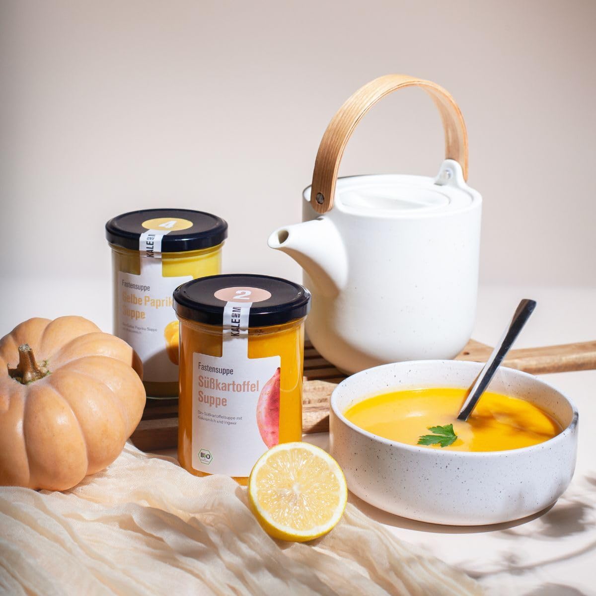 Kale&Me Suppenkur 3 Tage – 6 Flaschen je 320 ml & 6 Suppen je 380 ml | 2 verschiedene kaltgepresste Säfte & 2 wärmende Suppen pro Tag, vegan, ohne Zusatz- & Konservierungsstoffe, mit Kurguide