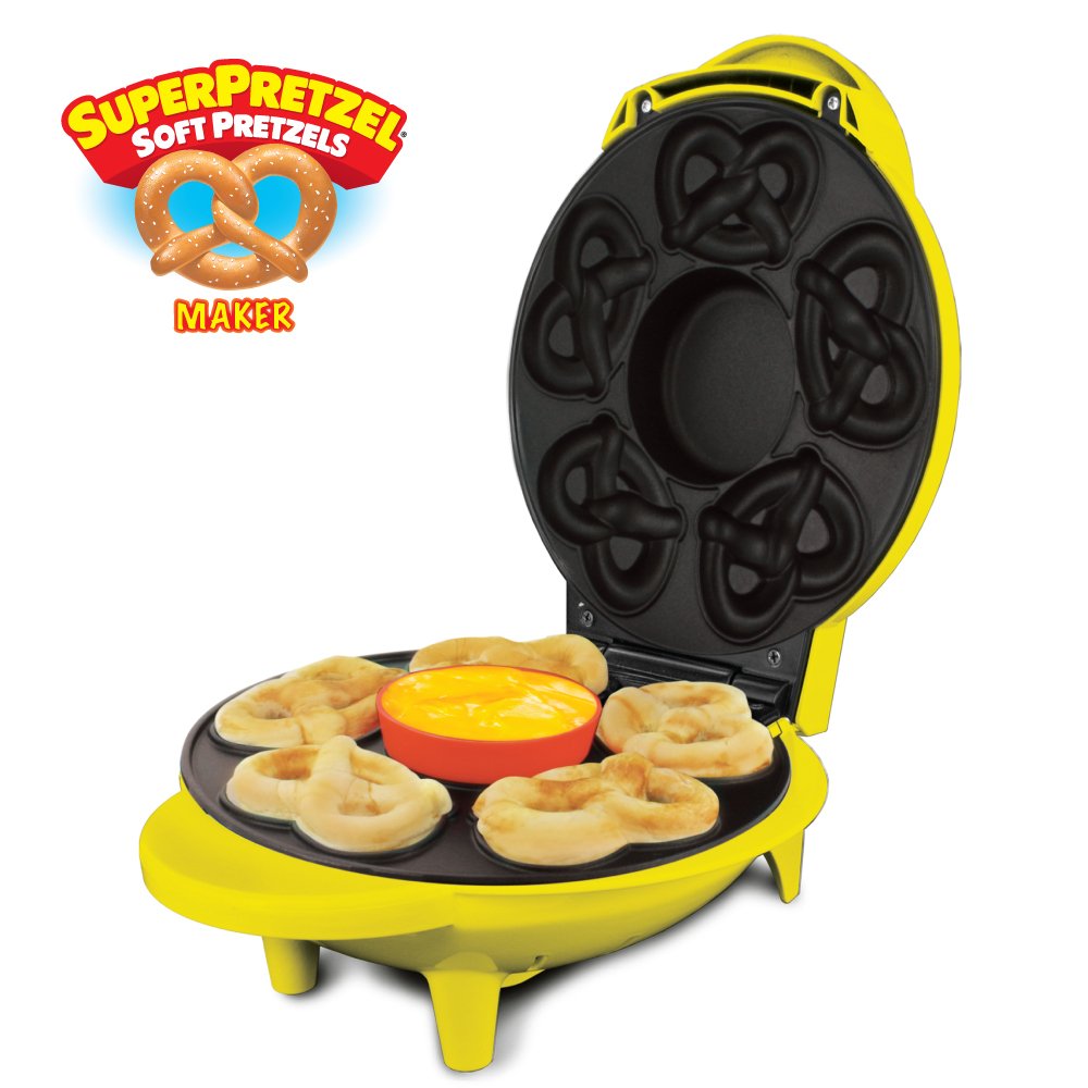 Amazon.com: Smart Planet SPM-2 SuperPretzel Soft Pretzel Maker