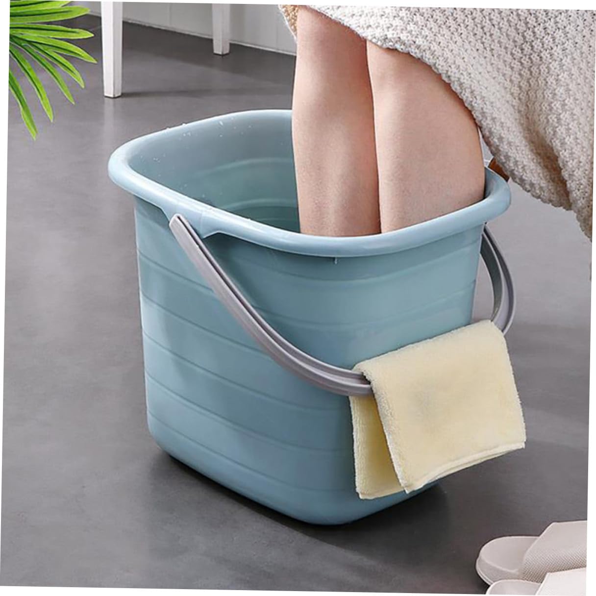 Secchio di Plastica Rettangolare Manico Portatile Antiscivolo per Pulizie Domestiche e Giardinaggio Capacità Grande per Famiglie e Ranch