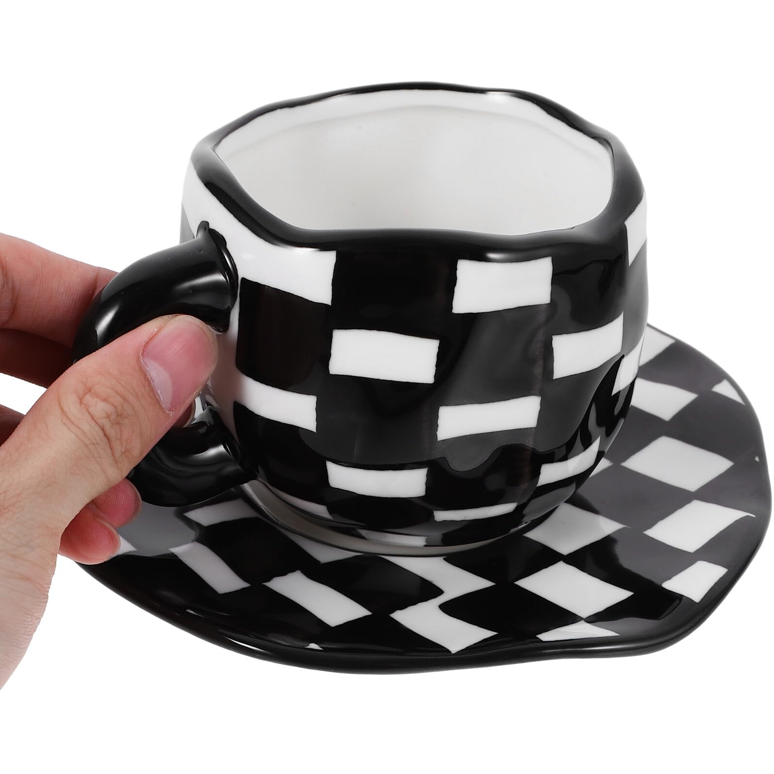 Keramik Kaffeebecher mit Schwarzem Karriertem Design Stabiles Material und Leicht zu Reinigen für Zuhause und Restaurants mit Passender Untertasse