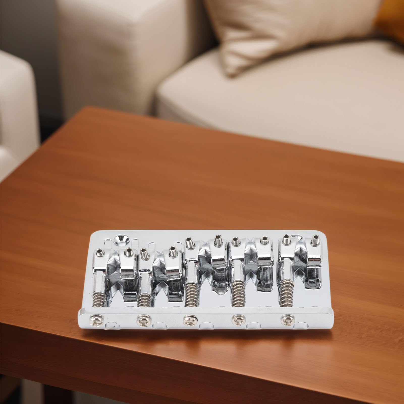 Gavigain Zinc Alloy Bass Bridge, 5 Saddles Adjustable, Sturdy Cr Plating, Rusts Resistant, Easy Installation for Bass Guitar Players (Silver)