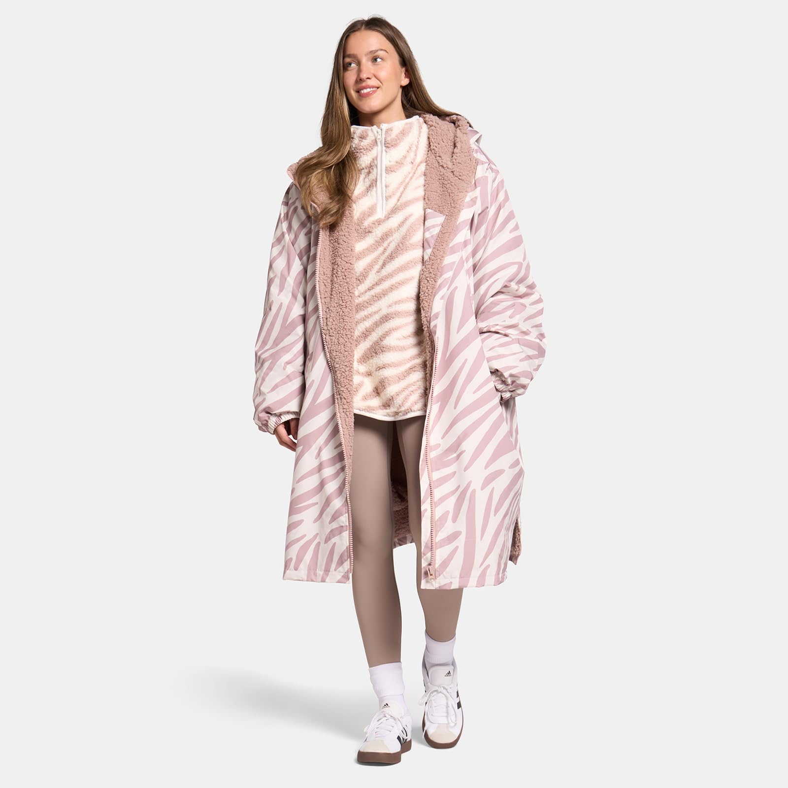 OHS Adults Drying Robe, Gifts for Mum Outdoor Waterproof Changing Robe Womens Jacket Comfy Sherpa Privacy Robes for Women Men, Stay Dry Swimming Camping Drying Robes - S/M, L/XL — view 8