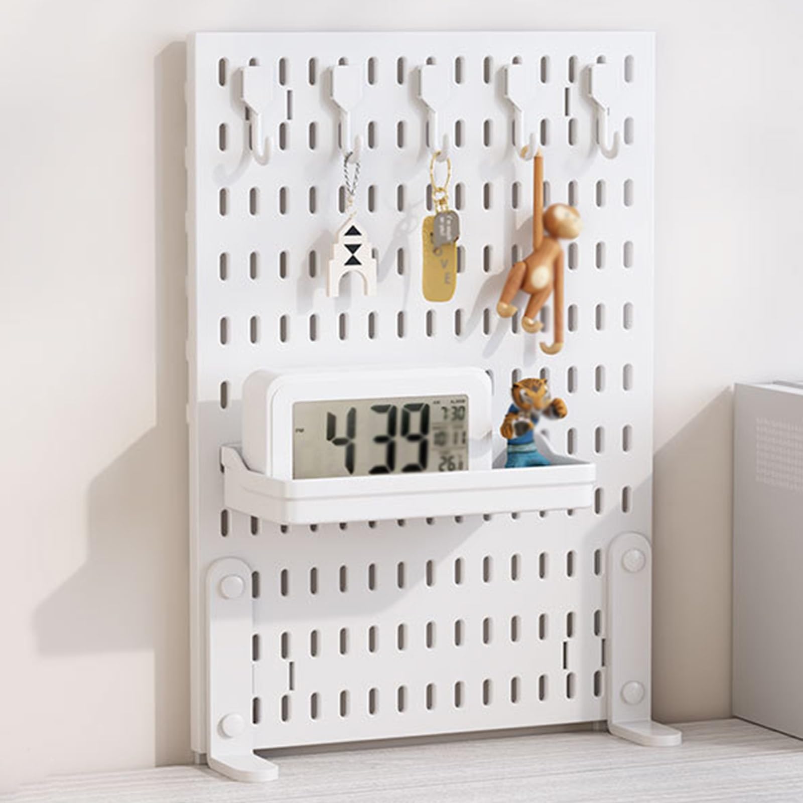 SCBTGKLN Clamp-on Desk Pegboard, Privacy Panel for Office, Pegboard Display, Desk Accessories for Office Gaming Home, No-Drill(White,30x40cm/12 x15.7)