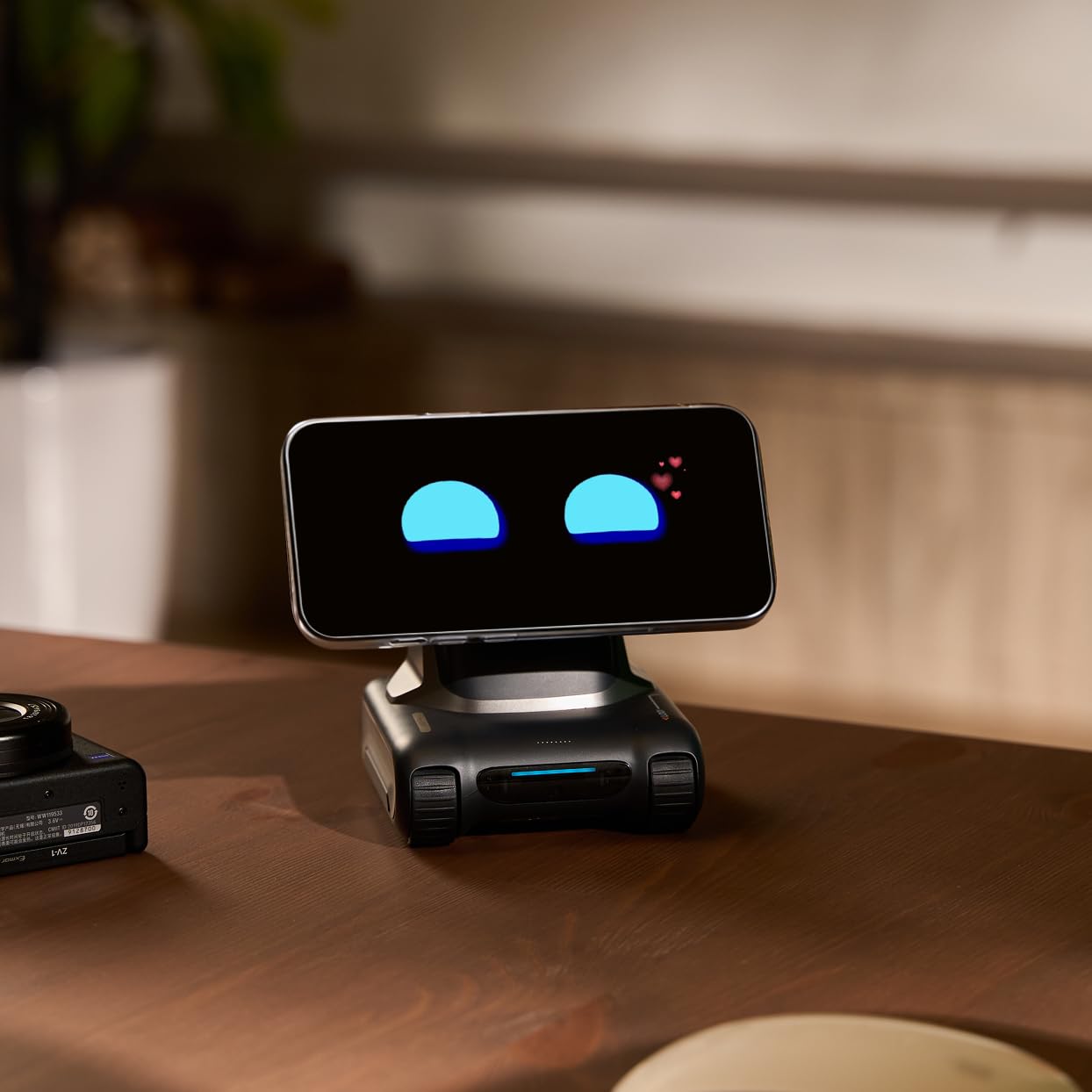 Amazon.com: LOOI Robot-Space Black-AI Desktop Companion