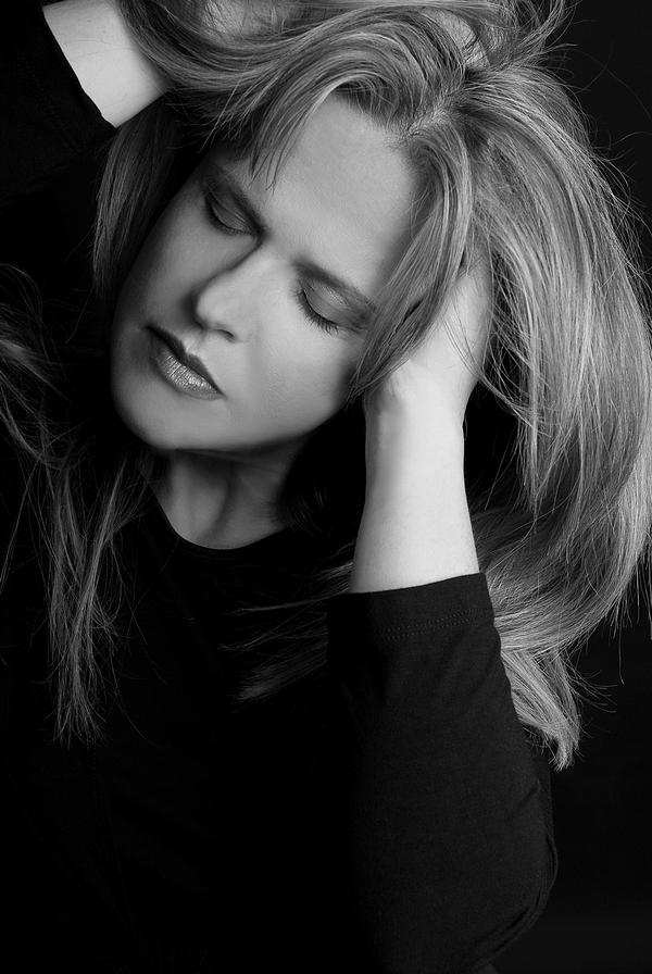 Miriam Stockley à écouter ou acheter sur Amazon Music dès maintenant