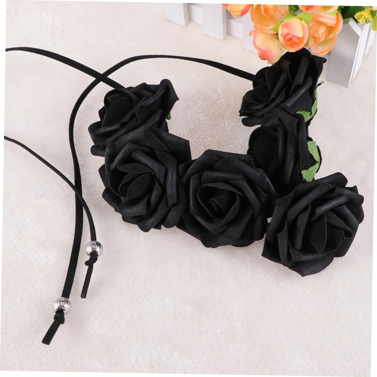 Couronne de Fleurs en Écume, Serrage-tête Rose Noir à Six Roses